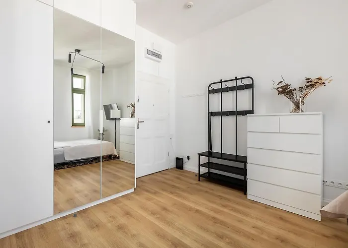 Homewell Poznanska شقة بوزنان